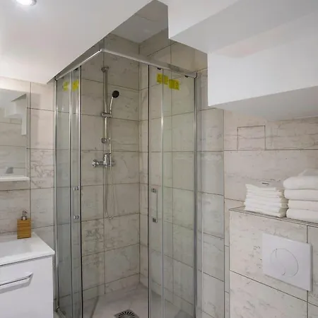 Apartment Cmg Reaumur Ii *